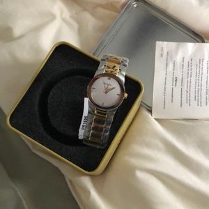 Women’s fossil watch